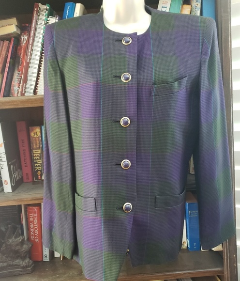 Stylish Blazer - Picture 1 of 5